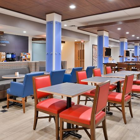 Holiday Inn Express - Early By Ihg Esterno foto