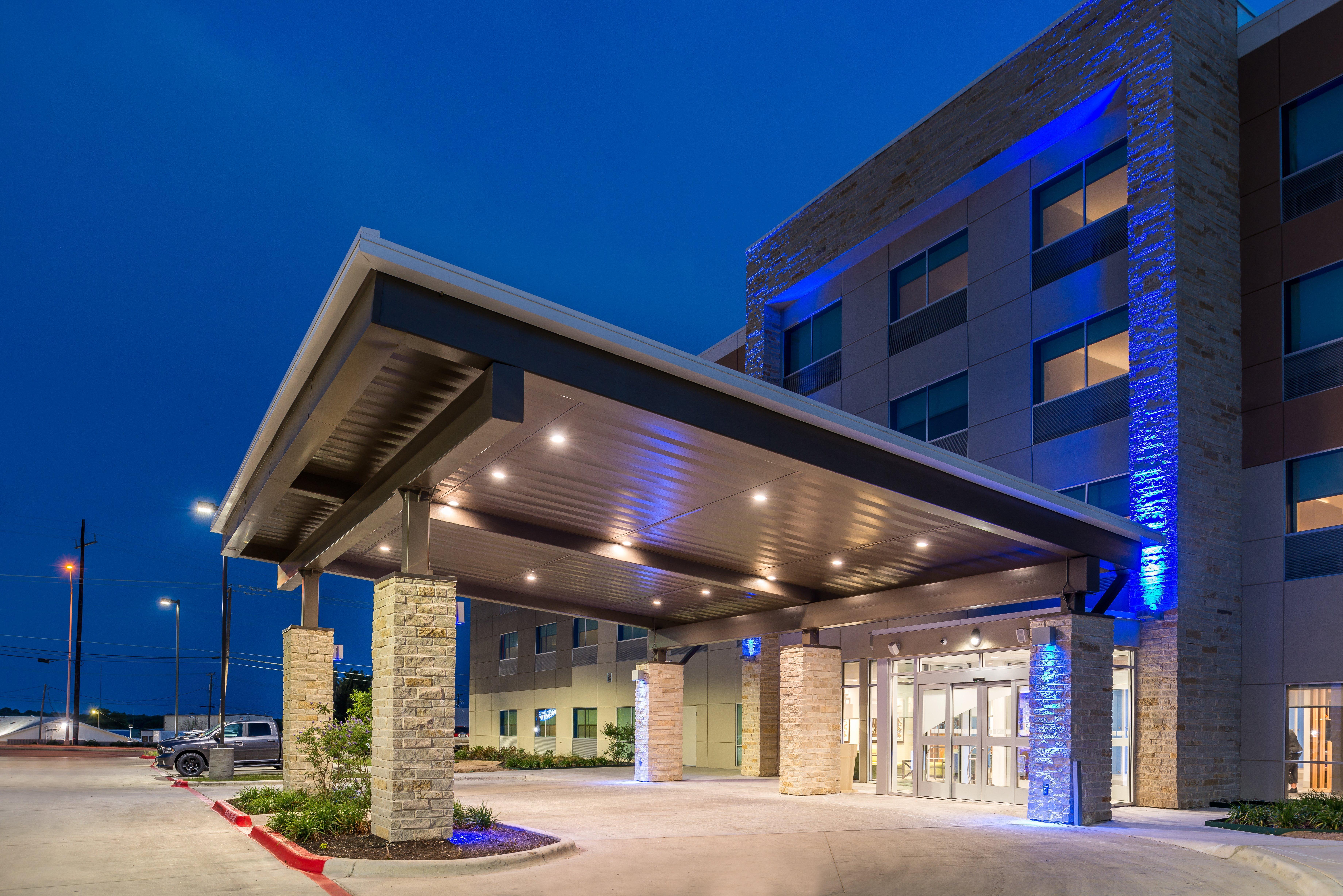 Holiday Inn Express - Early By Ihg Esterno foto